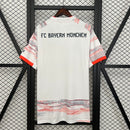 Camisa Torcedor Bayern de Munique 2025/26