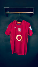 Camisa Retrô Arsenal Highbury 2005/06 Henry 14 - Tamanho M Pronta Entrega