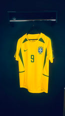 Camisa Retrô Brasil 2002 Ronaldo Fenômeno 9 – Tamanho M