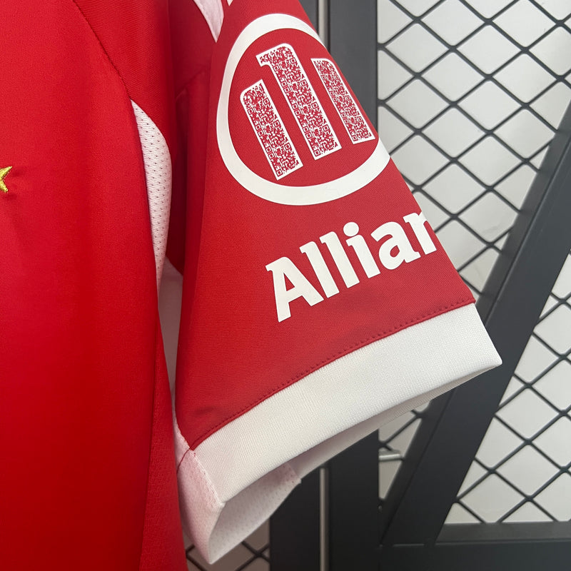 Camisa titular do Bayern de Munique 2025/26