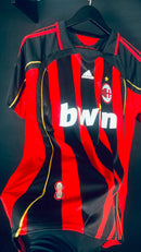 Camisa Retrô Milan 2006/07 Kaká 22 - Tamanho M Pronta Entrega