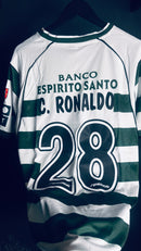 Camisa GG Retrô Sporting 2002 - C. Ronaldo - Primeiro Time no Profissional