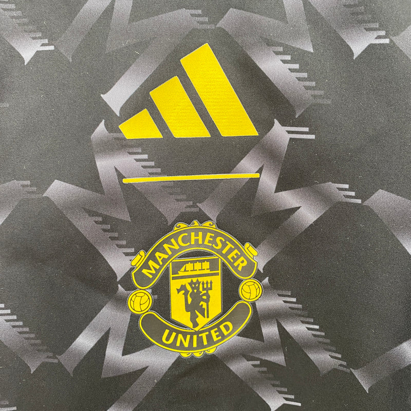 Jaqueta Corta Vento M. United  2 em 1