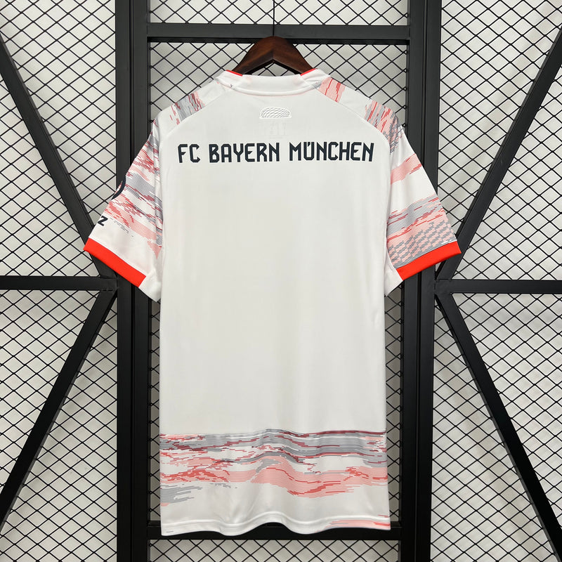 Camisa de futebol reserva masculina do Bayern de Munique 2025/26